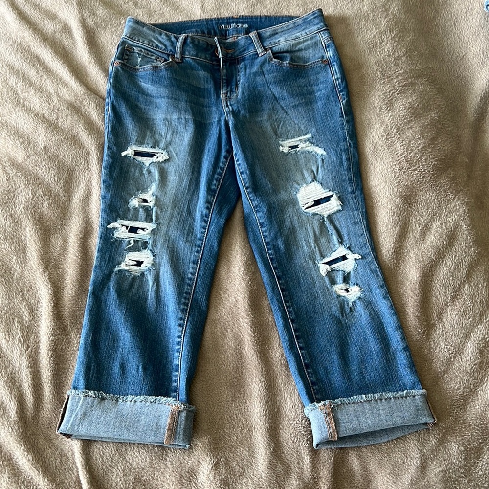 Maurice’s Capris with cuffed bottoms